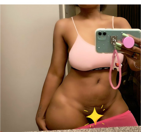 DejaBooty1 hot actress galleries