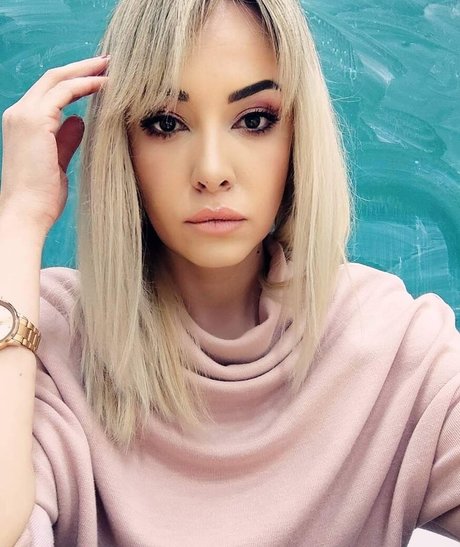 beautiful onlyfans free image