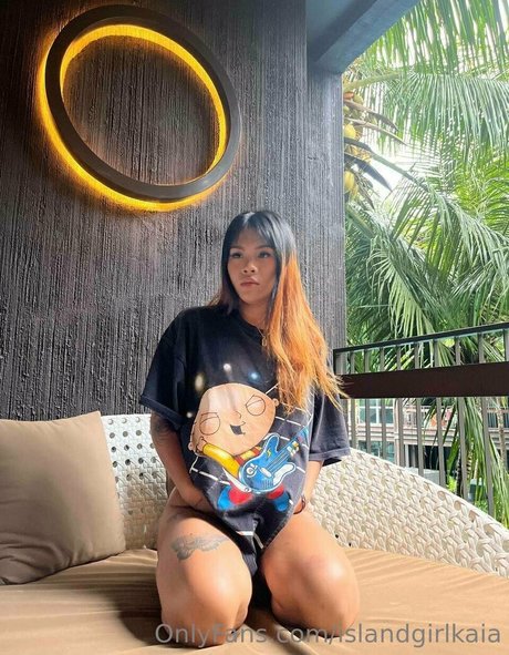 islandgirlkaia model beautiful photos