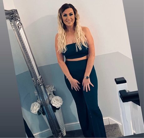 Lauren H model perfect images