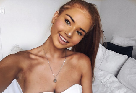 sucking cock onlyfans erotic gallery