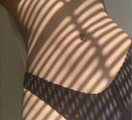 Blowejahb hd pornstar pic