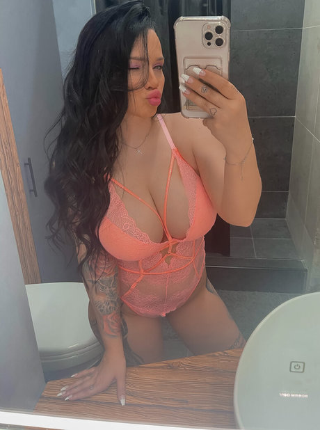 Julia Cher Alias Julia Connors actress photo