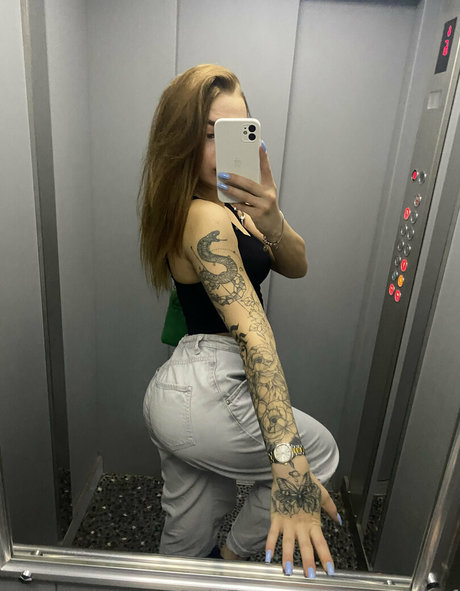 honeypie f adult actress pictures