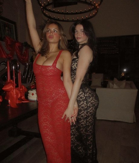 Sara Bella Harris nice pornstar pic