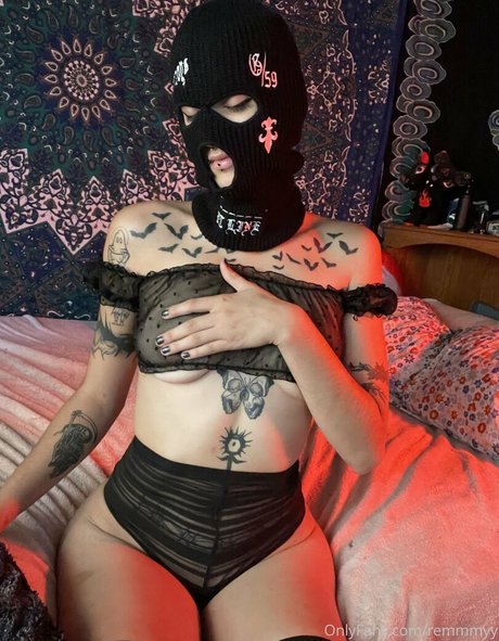 remmmyy erotic model gallery