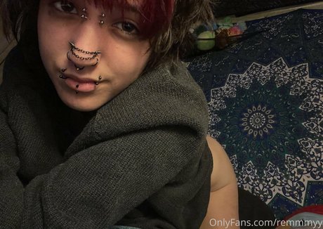 remmmyy nudes model archive