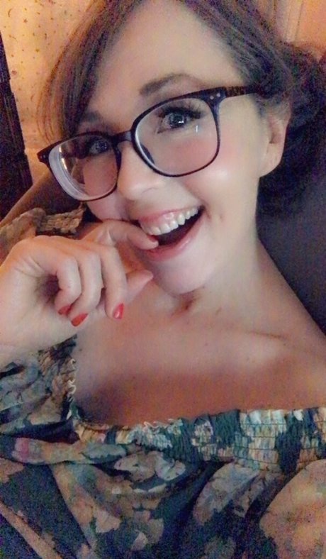 thesoftgoddess naked star pics