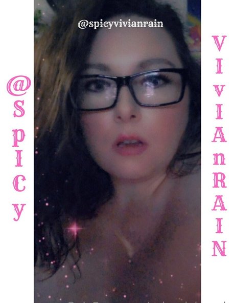 spicyvivianrain pornstar top picture