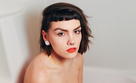 licking pussy onlyfans pornographic galleries