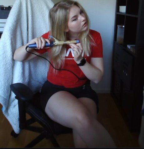 vanessaahlstrom model pornographic photo