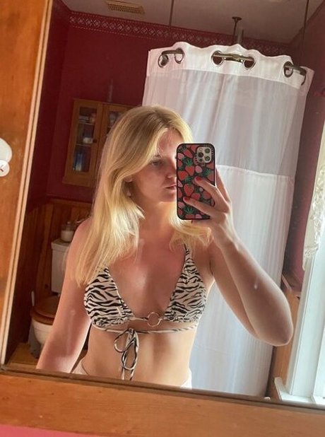 two onlyfans pretty photo