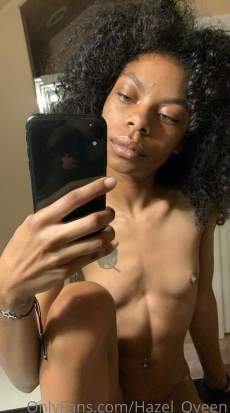 hazelqveen model naked img