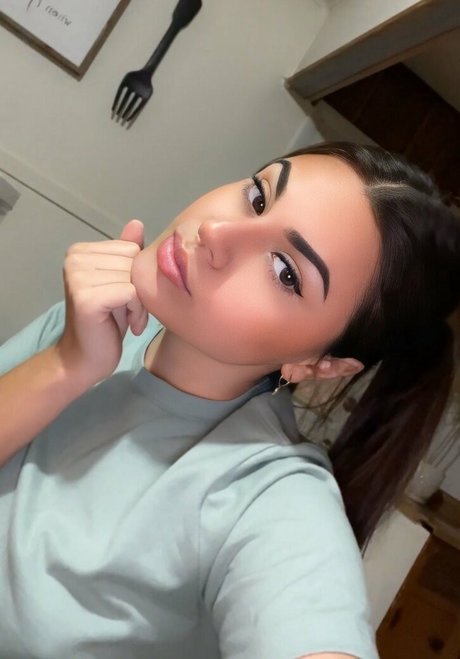 Savtiva pornstar naked img