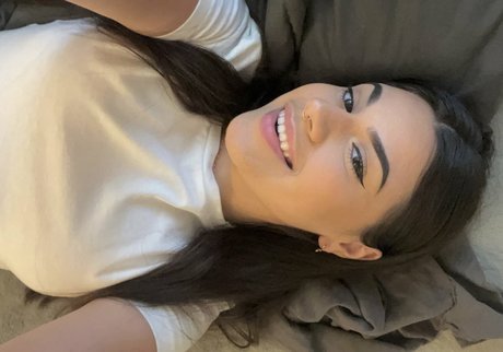 Savtiva star porn archive