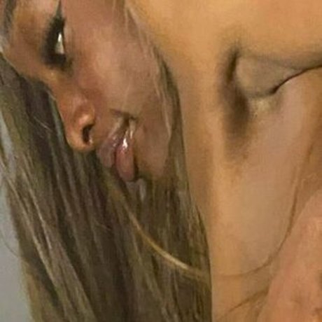 yanasmg high quality pornstar images