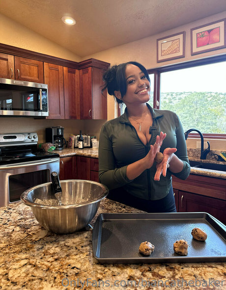 biancathebaker model art galleries