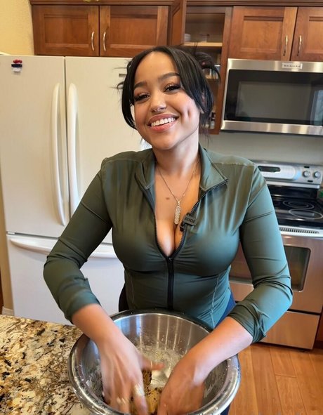 biancathebaker model pornographic picture