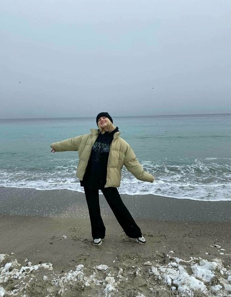 karen tang sex model photo