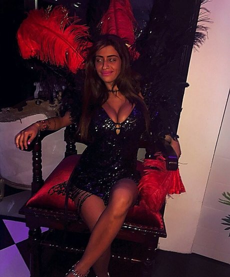 Hodaya Mantsur erotic pornstar pictures