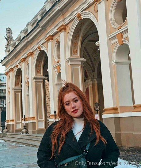 redhead xxx onlyfans erotic picture