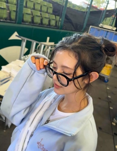 Danielle Marsh nice star photos