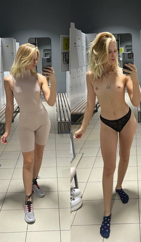 Foxyreid model best picture