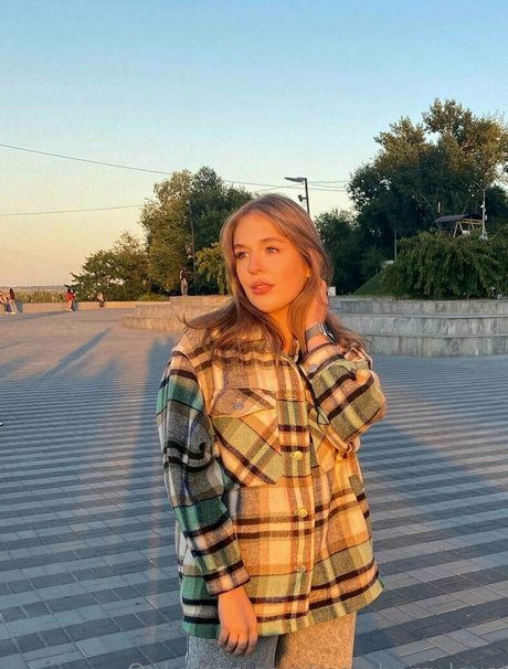 alexa sunny pornographic model photos