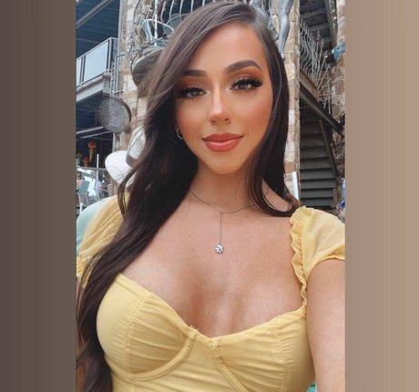 karenn fit star nudes photo