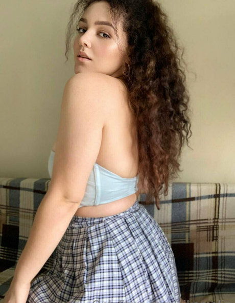 vikamalin nudes star image