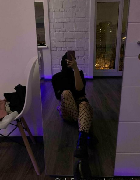 vikamalin erotic actress pics