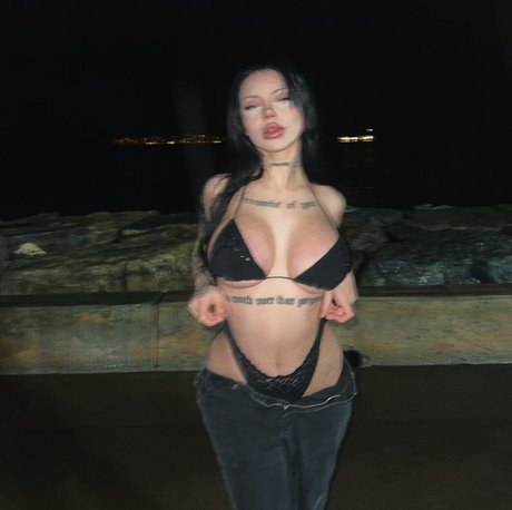 yeahmur model xxx photo