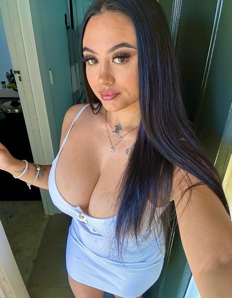 taylaraywhite free star img