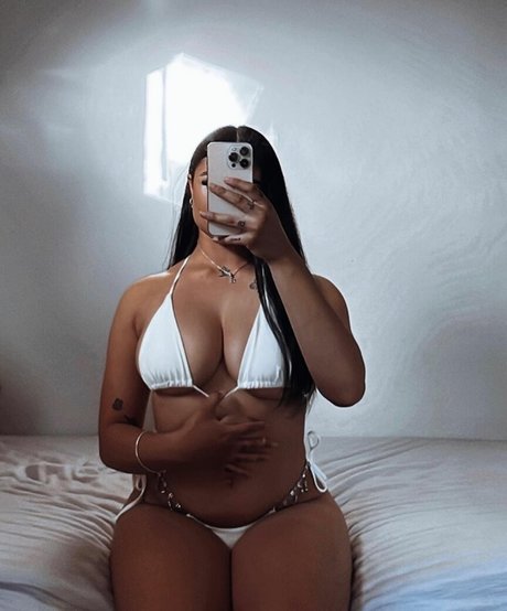 taylaraywhite sexy actress pictures