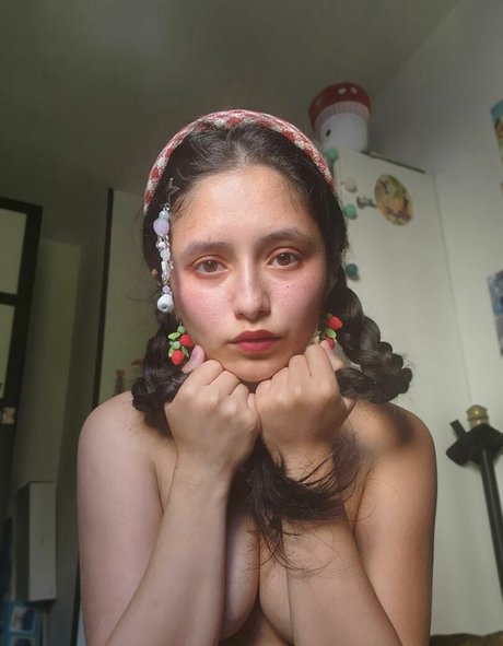 Spicy Lemon free pornstar photos