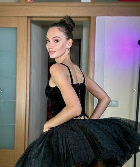 chicks with dicks onlyfans beautiful pictures