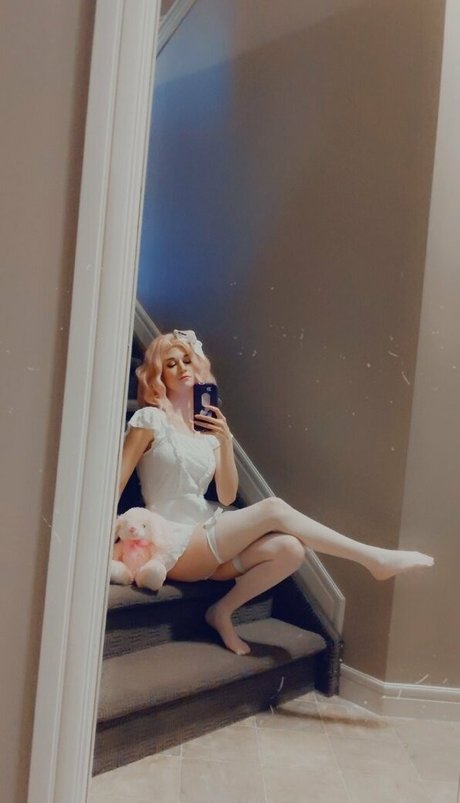 tailored2fit4u hot pornstar pic