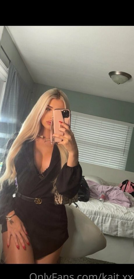 british blonde onlyfans top gallery