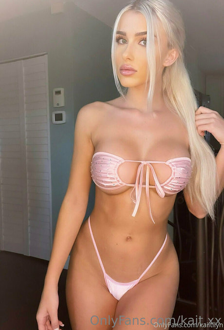 kait xx erotic model galleries