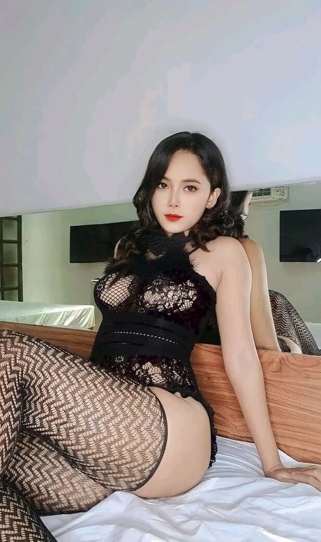 skyame xx perfect actress gallery