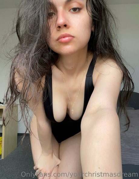 yourchristmasdream adult actress galleries