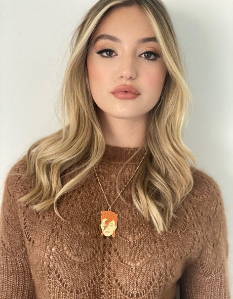 Bella Podaras pornographic actress photos