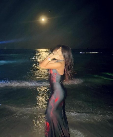 Apoorva Mukhija model hd img