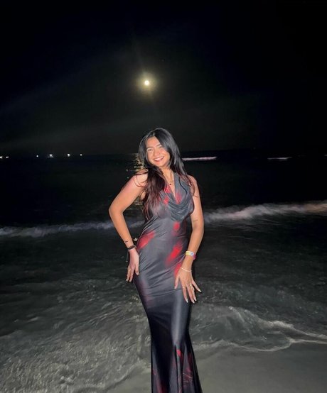 Apoorva Mukhija model perfect picture