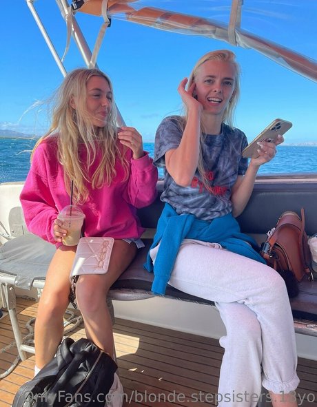 big tits brunette onlyfans hot sexy img