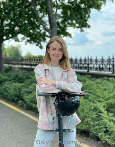 sweetheart girl Photo Gallery