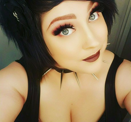 frauleinvivicalee model nudes pic