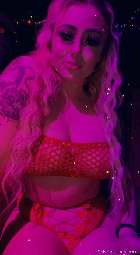 lexxxis star erotic images
