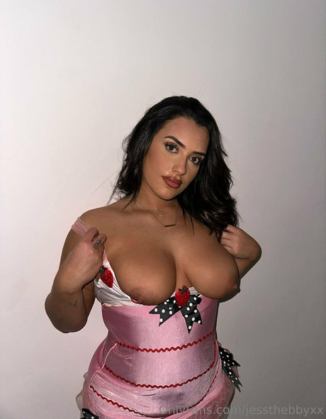Jessthebby nude pornstar img