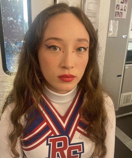 Havana Rose Liu free star pics